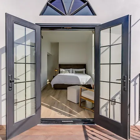 Casa Valerio - Boutique Suites In Downtown Santa Barbara